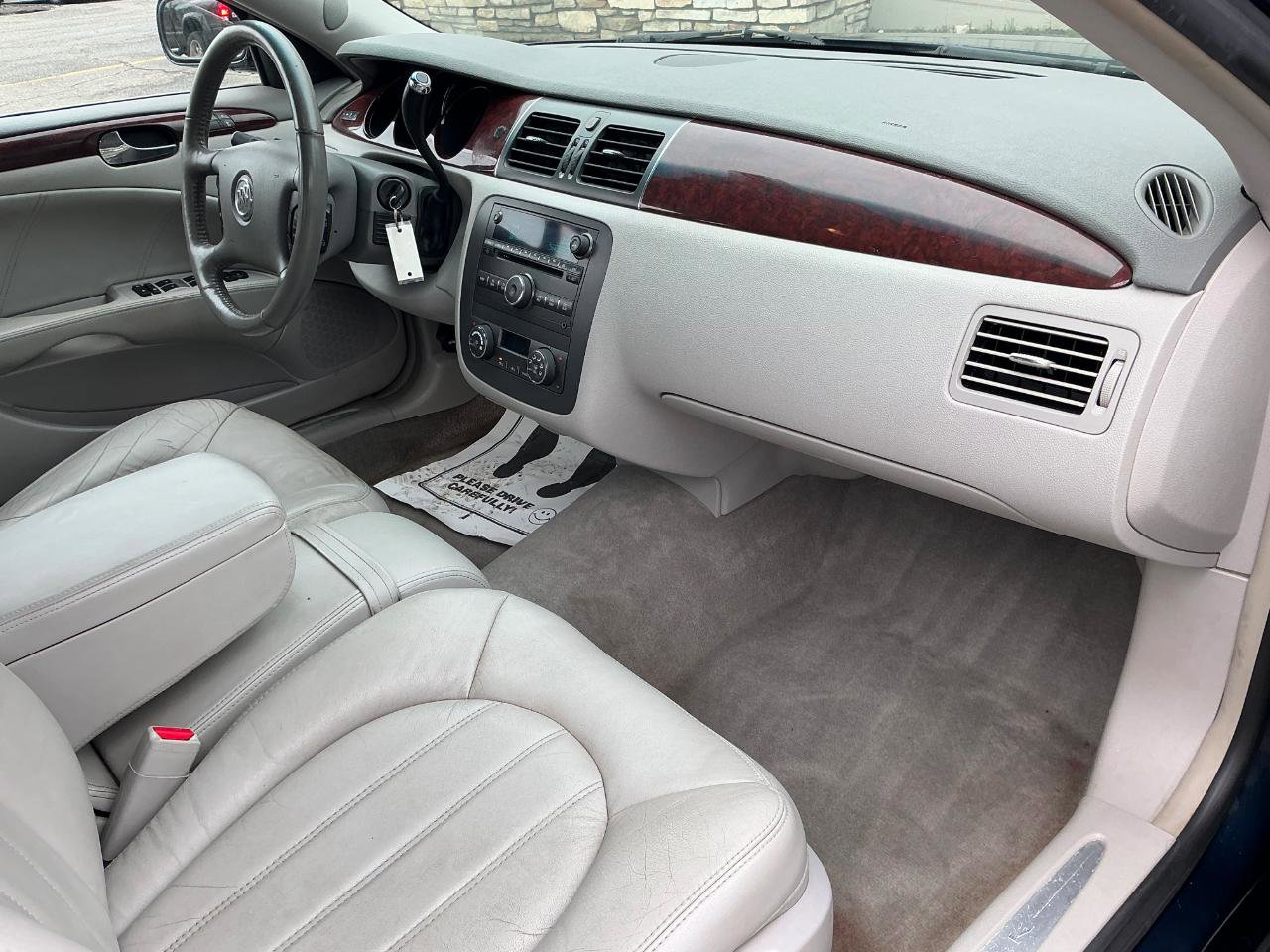 Used 2009 Buick Lucerne CXL FWD image 9