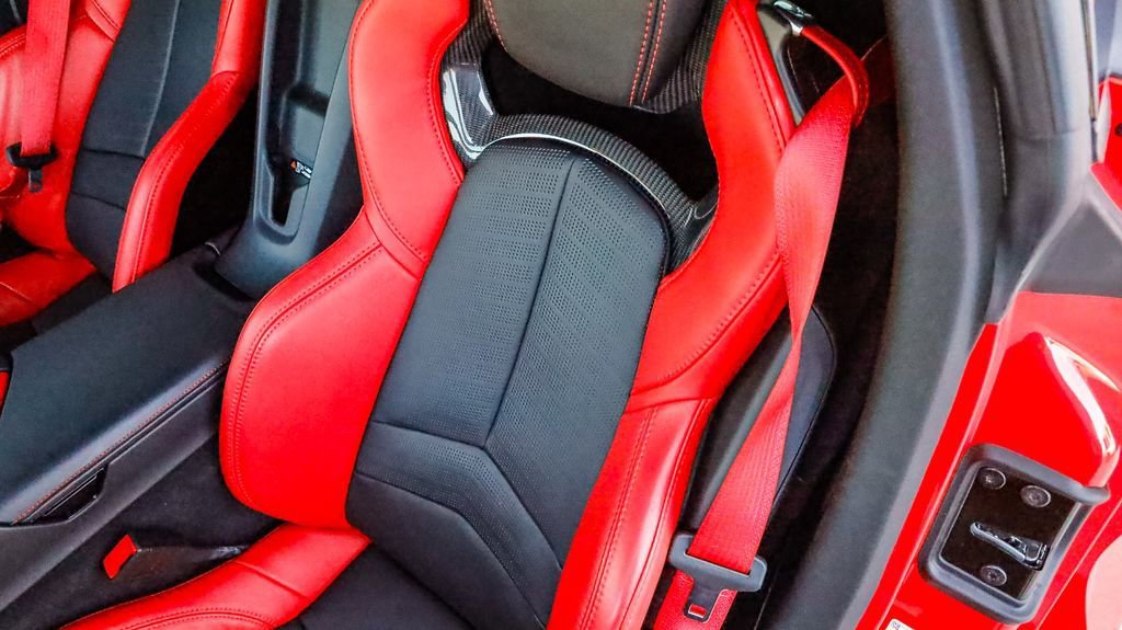 Used 2024 Chevrolet Corvette Stingray Preferred Cpe w/ LPO, Roadside Safety Package image 24