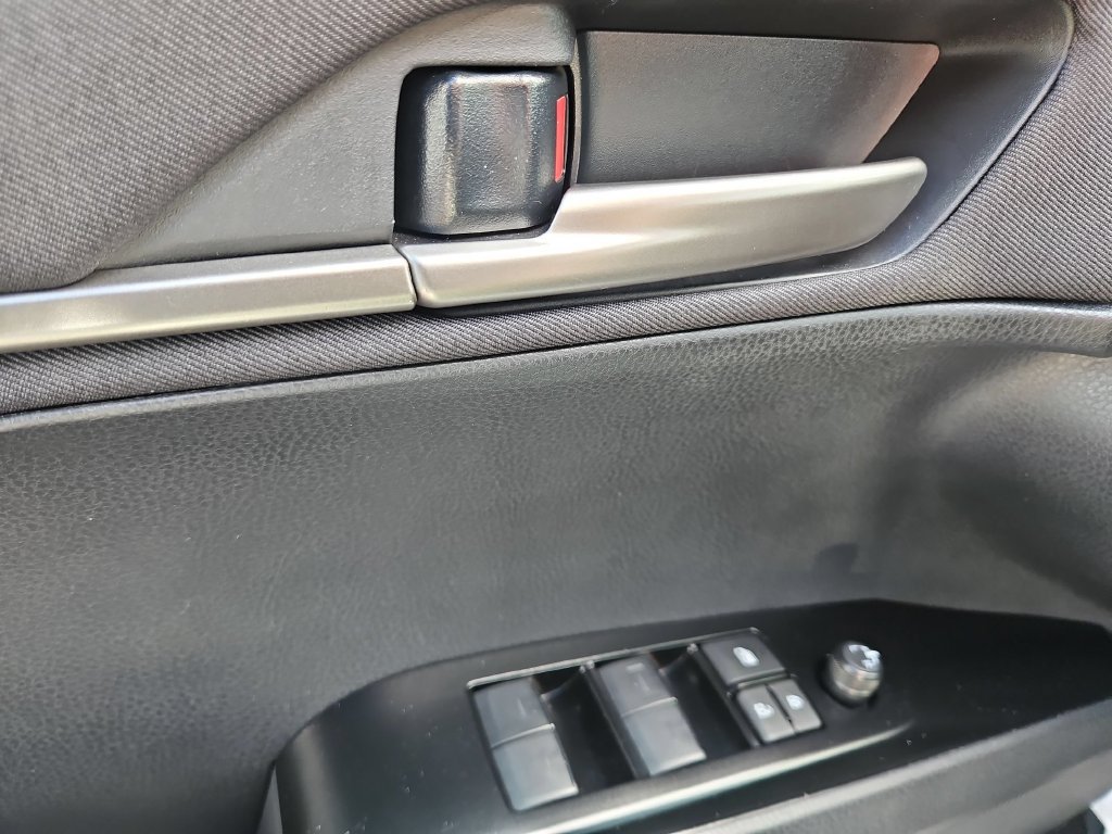 Used 2026 Toyota Camry LE FWD image 13