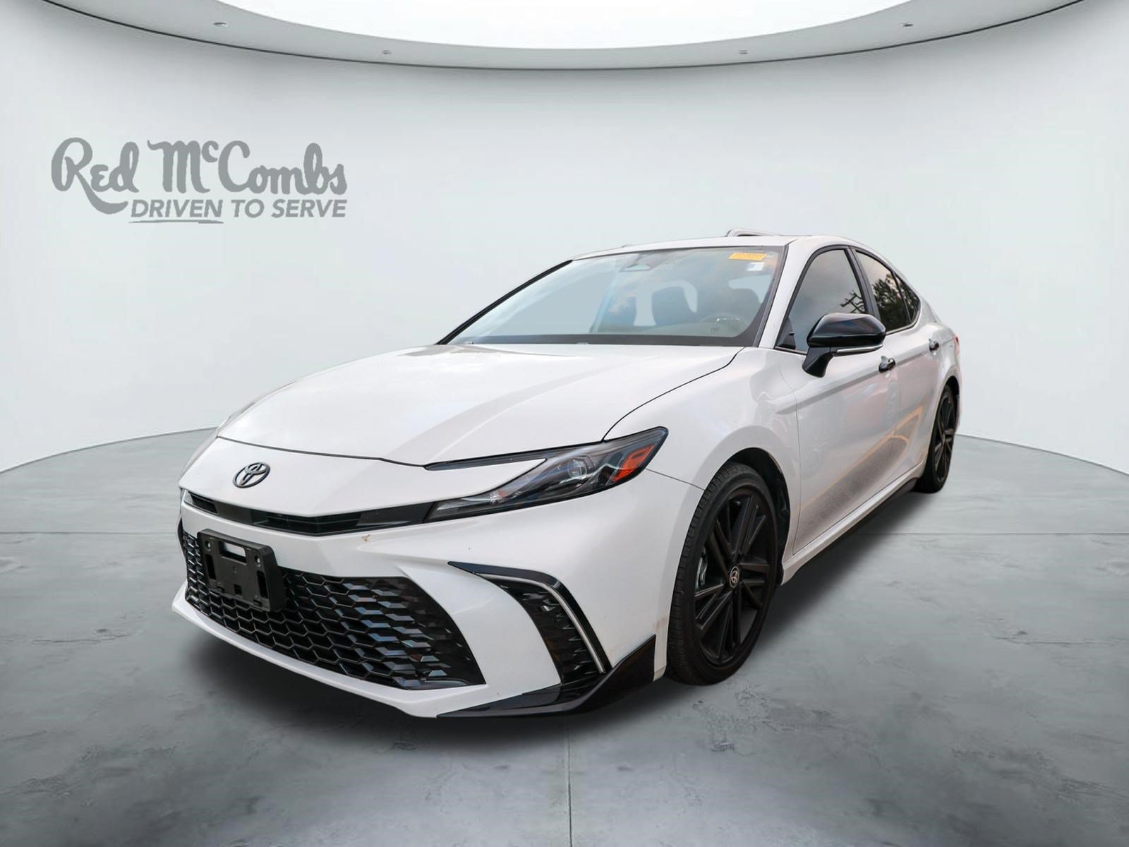 Used 2026 Toyota Camry Hybrid w/ Convenience Package