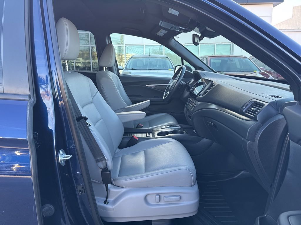 Used 2023 Honda Passport EX-L image 18