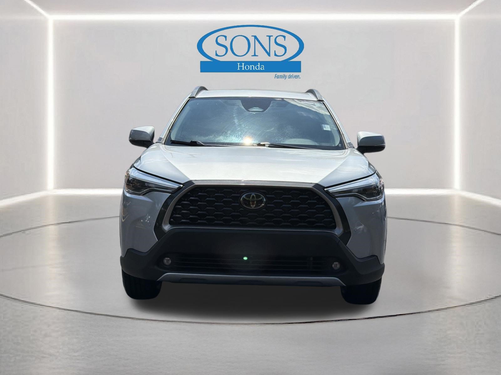Used 2023 Toyota Corolla Cross XLE FWD image 30