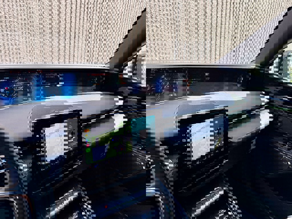 New 2025 Lincoln Nautilus Premier w/ Equipment Group 102A image 22