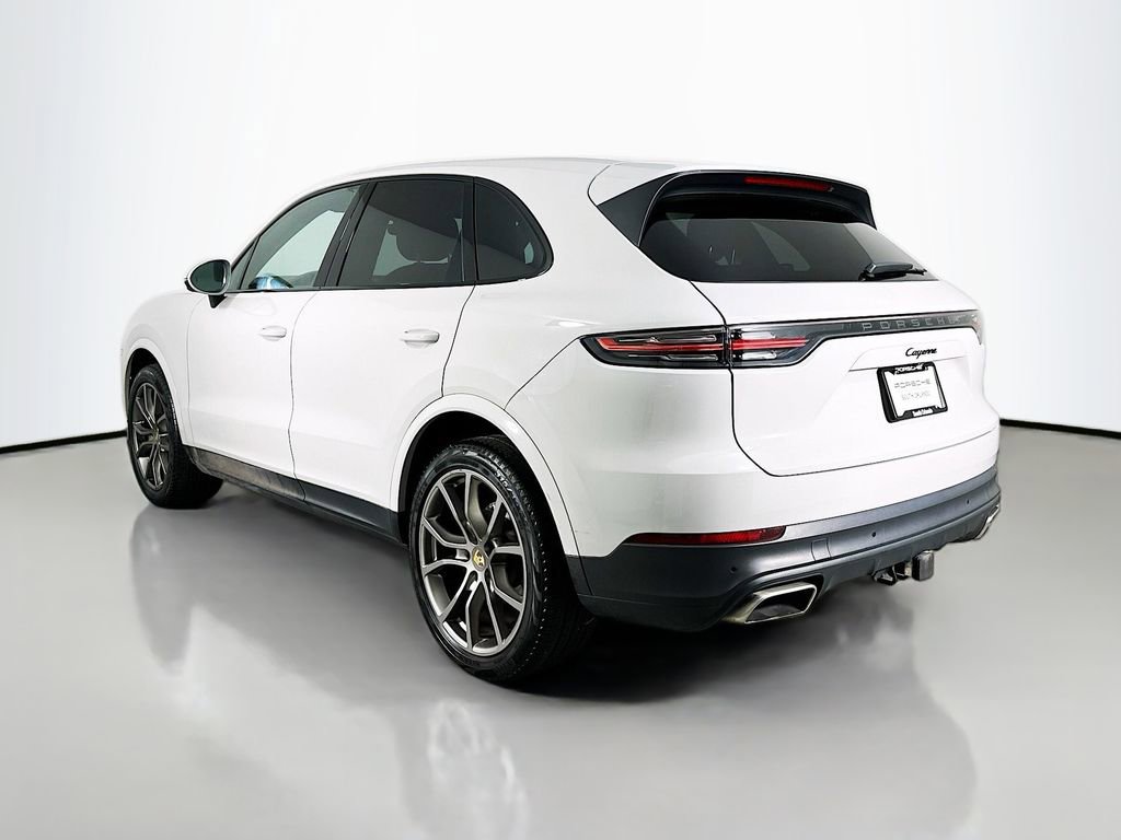 Certified 2022 Porsche Cayenne AWD/4WD image 3