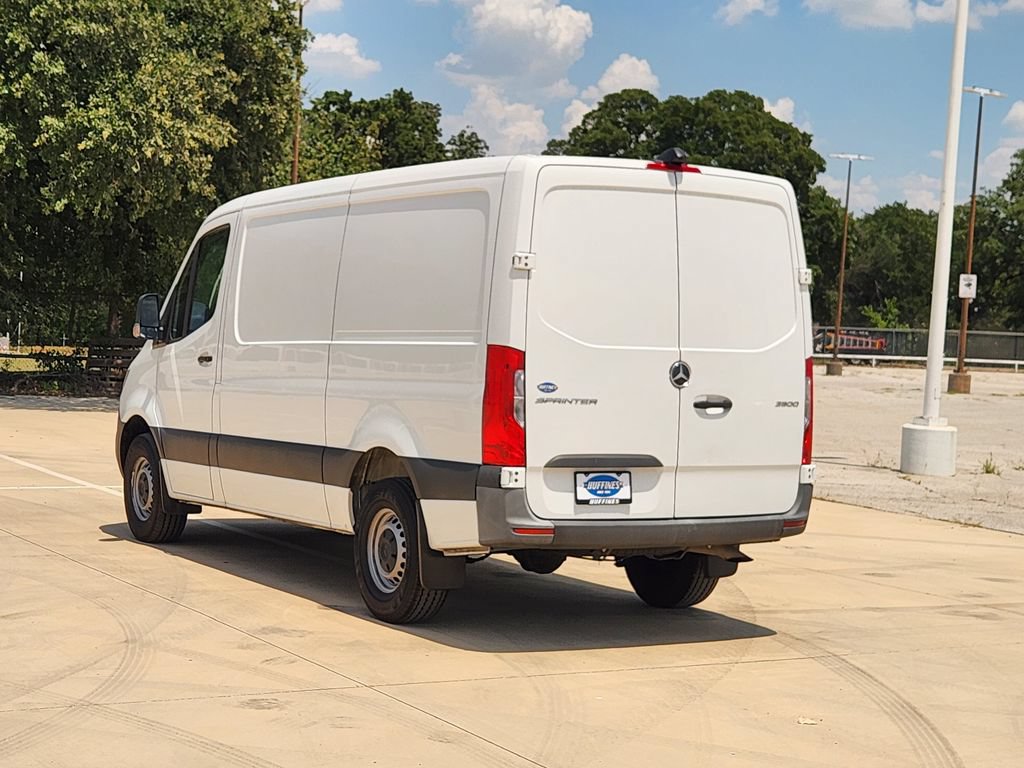 Used 2023 Mercedes-Benz Sprinter 2500 image 7