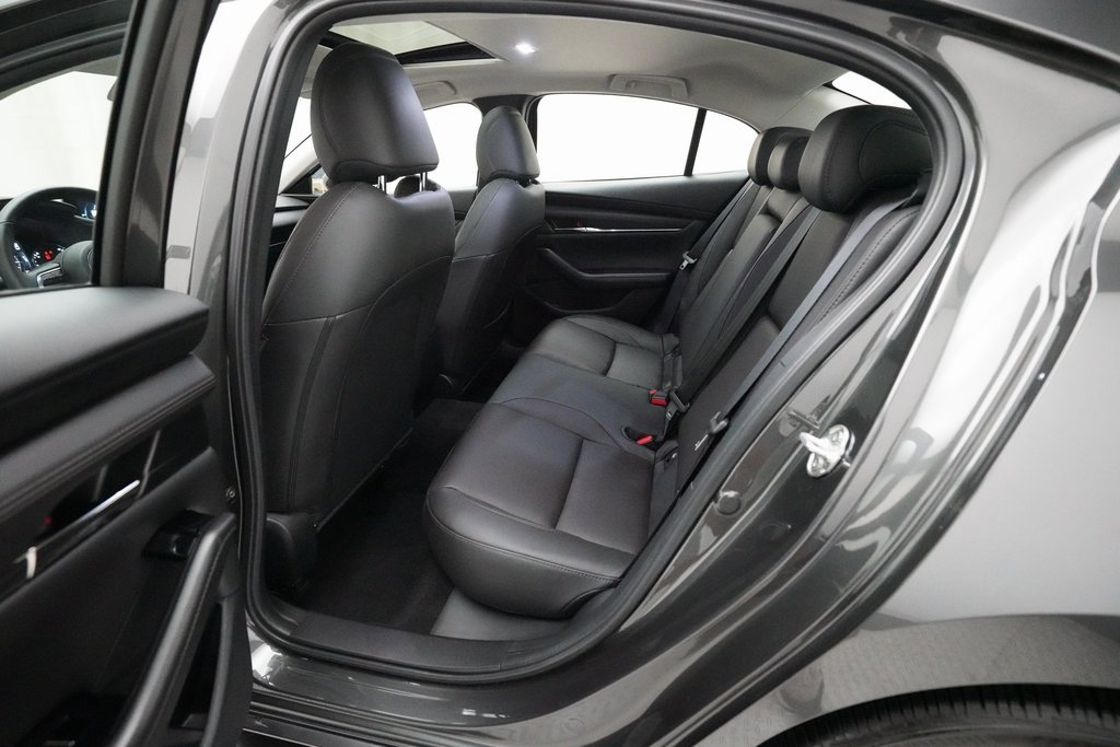 Used 2025 MAZDA MAZDA3 2.5 Turbo Sedan w/Premium Plus image 15