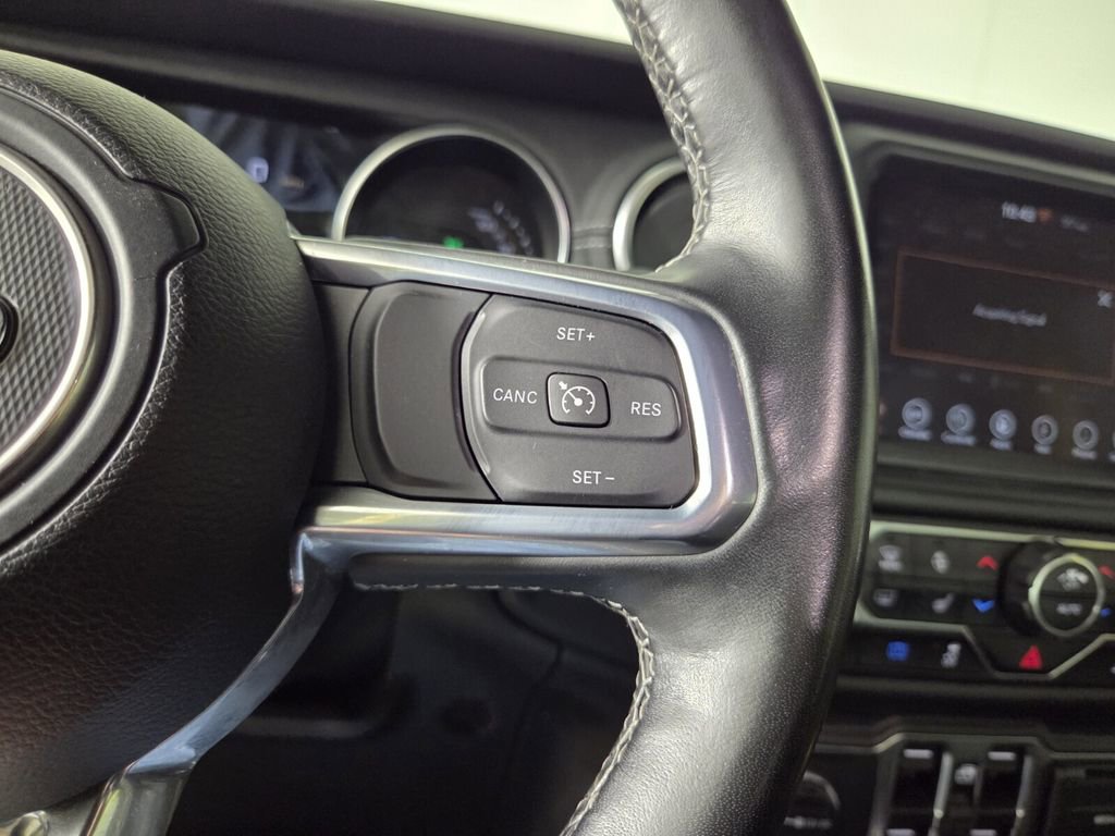 Certified 2023 Jeep Wrangler Sahara w/ Cold Weather Group image 18