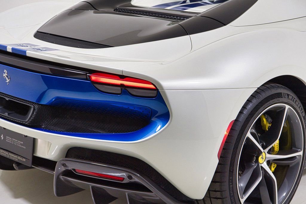 Used 2024 Ferrari 296 GTS image 35