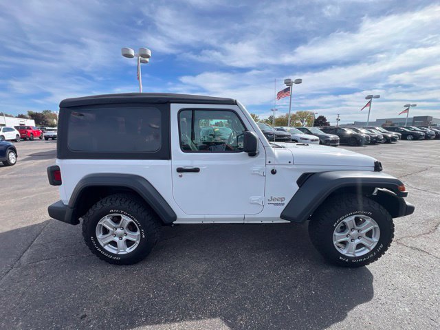 Used 2020 Jeep Wrangler Sport AWD/4WD image 4