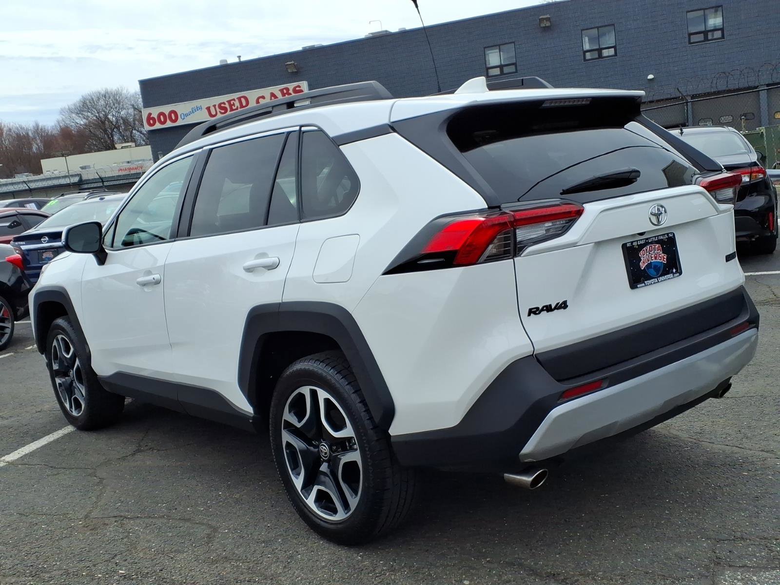 Certified 2024 Toyota RAV4 Adventure AWD/4WD image 4