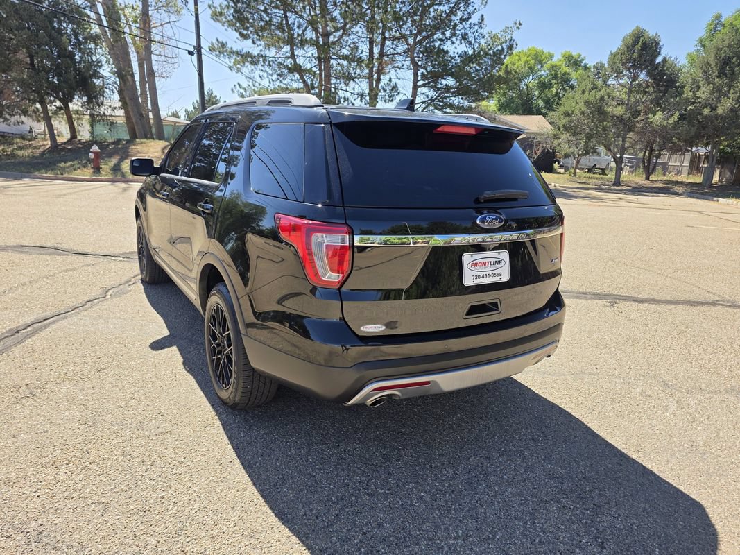 Used 2016 Ford Explorer XLT w/ Equipment Group 202A AWD/4WD image 4