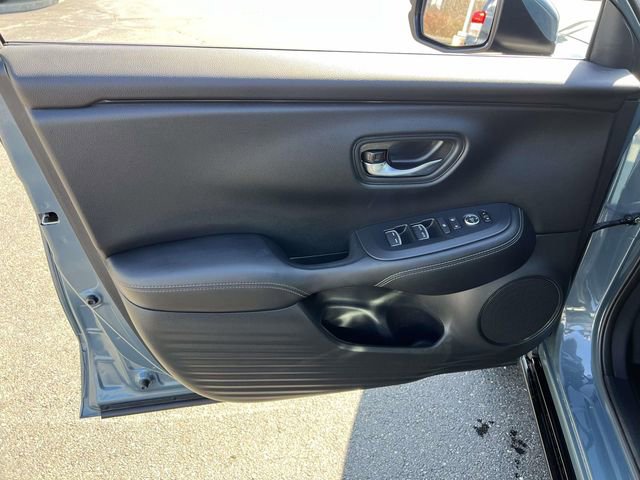 Used 2025 Honda HR-V EX-L image 12