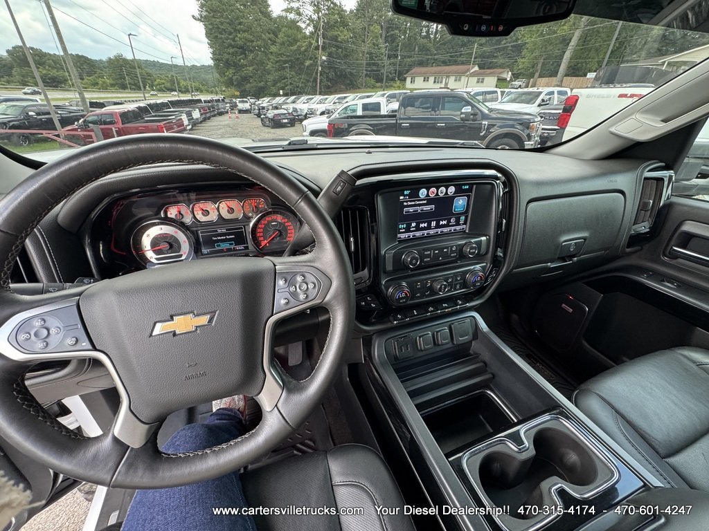 Used 2017 Chevrolet Silverado 1500 LTZ Z71 w/ LTZ Plus Package AWD/4WD image 25