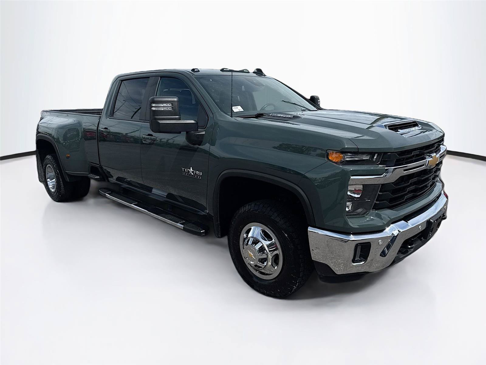Used 2025 Chevrolet Silverado 3500 LT w/ Texas Edition AWD/4WD image 35