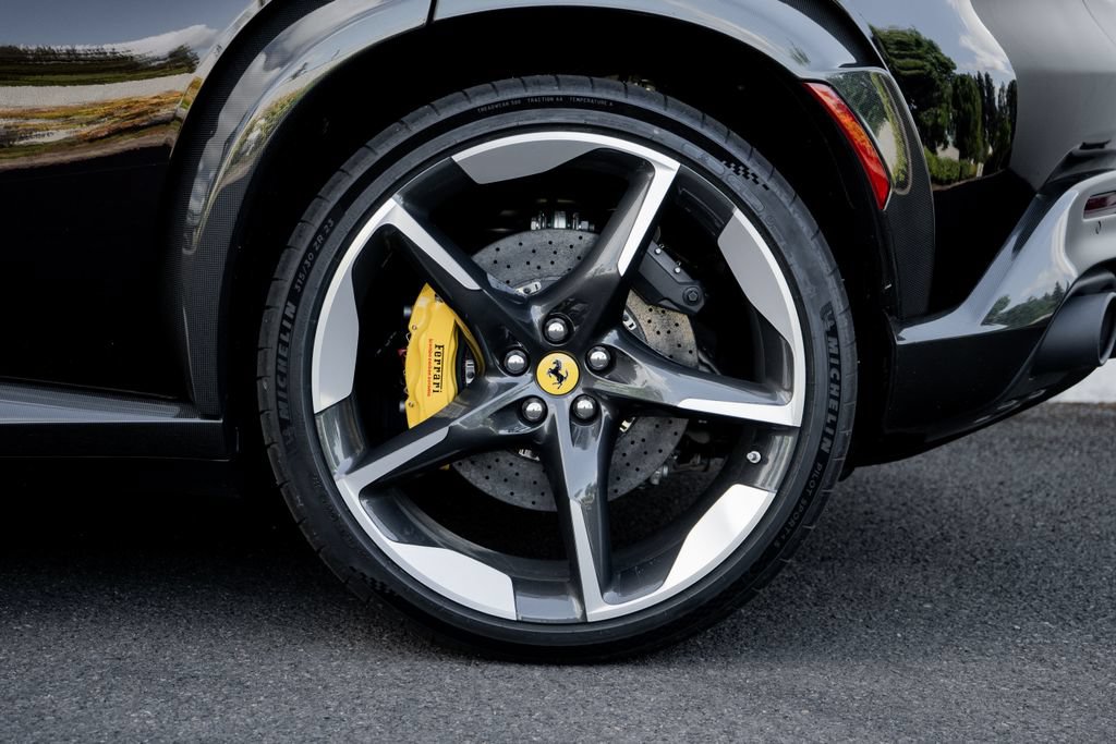 Used 2023 Ferrari Purosangue AWD/4WD image 21