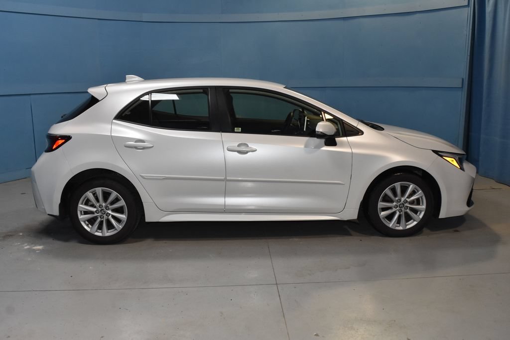 Used 2023 Toyota Corolla SE w/ SE Premium Package FWD image 20