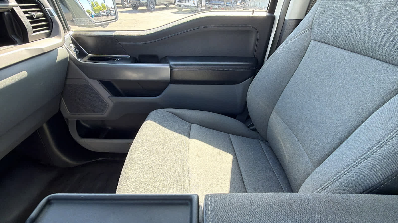 Used 2024 Ford F150 XLT w/ FX4 Off-Road Package AWD/4WD image 12