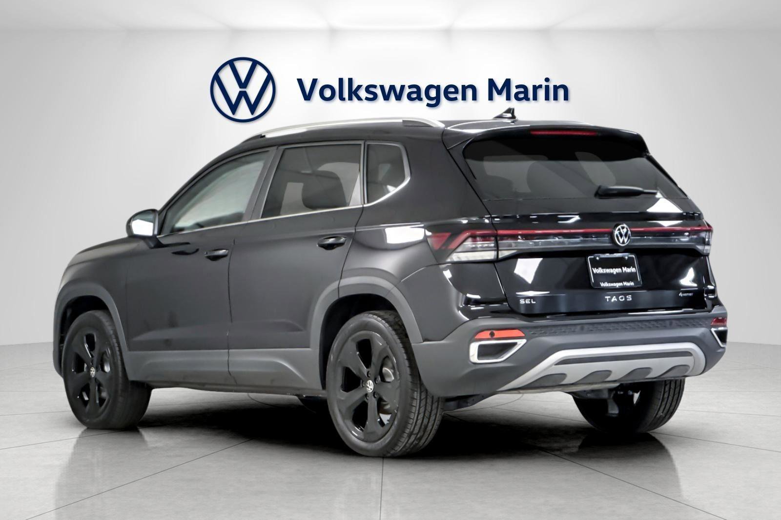 New 2025 Volkswagen Taos SEL image 3