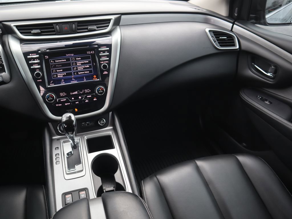 Used 2024 Nissan Murano SV w/ SV Midnight Edition Package image 12