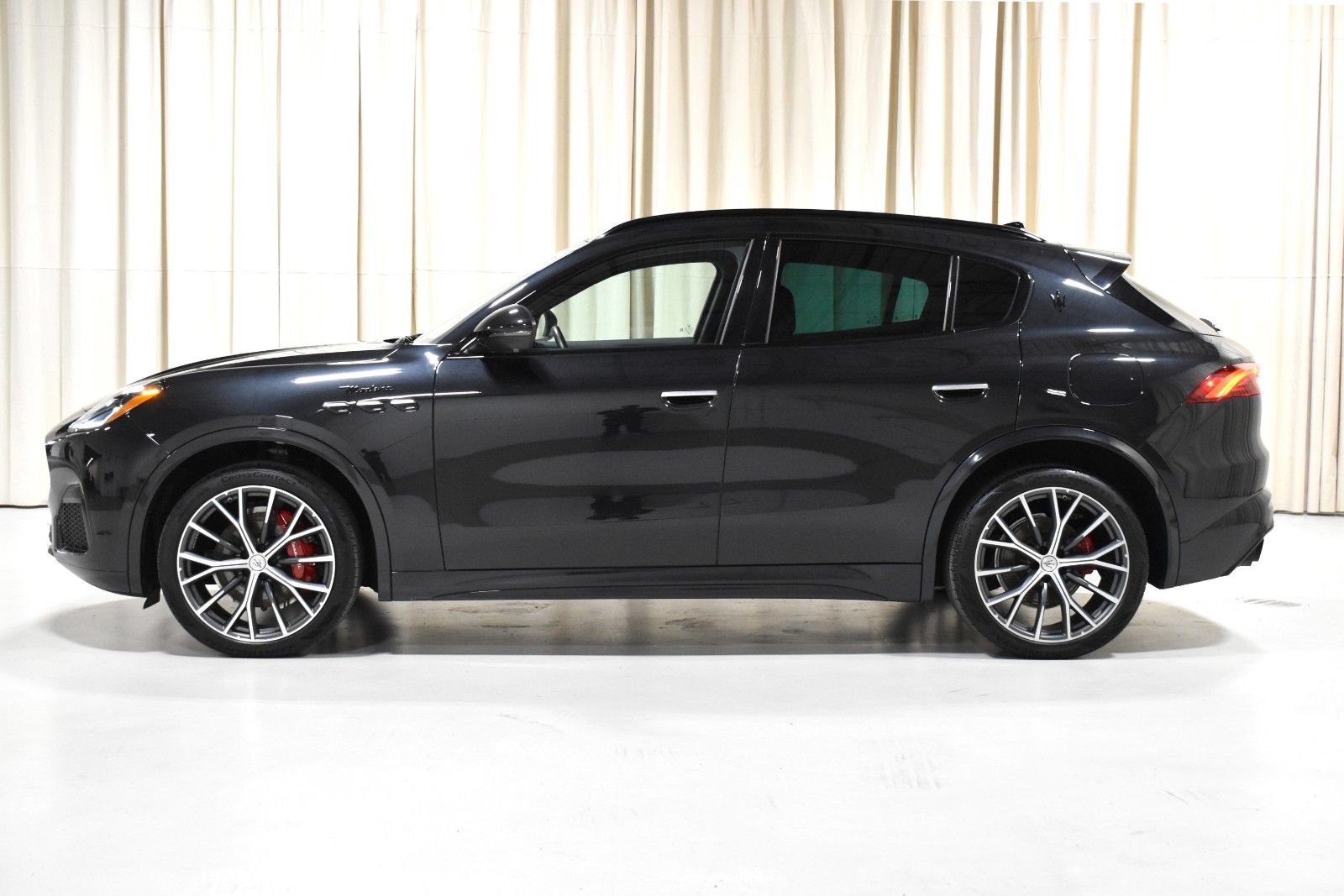 Certified 2023 Maserati Grecale Modena AWD/4WD image 8