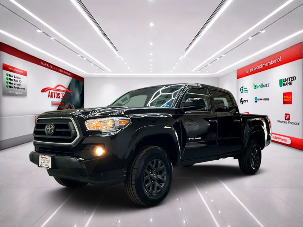 Used 2023 Toyota Tacoma SR5 AWD/4WD image 4