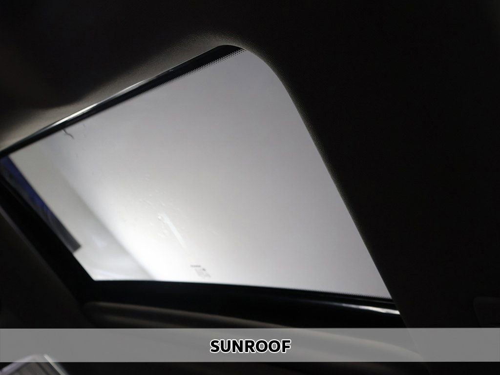 Used 2022 Nissan Altima 2.0 SR image 3