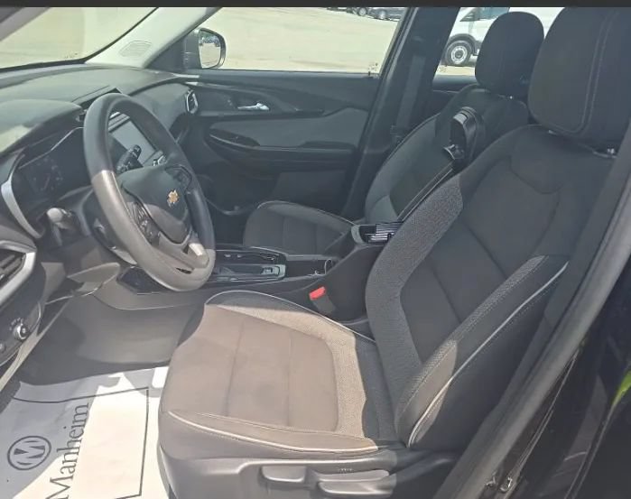 Used 2021 Chevrolet TrailBlazer LS FWD image 5