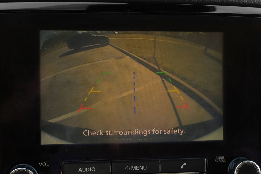 Used 2021 Nissan Titan S image 23