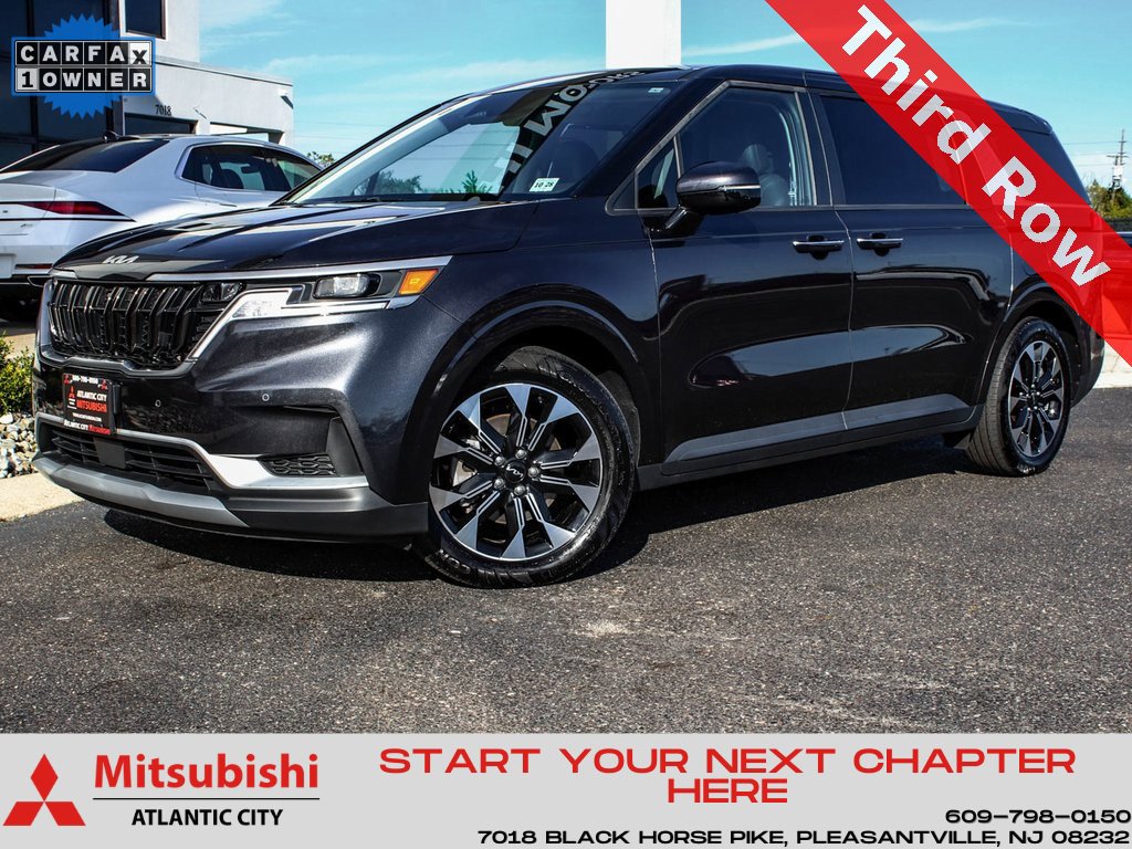 Used 2024 Kia Carnival EX