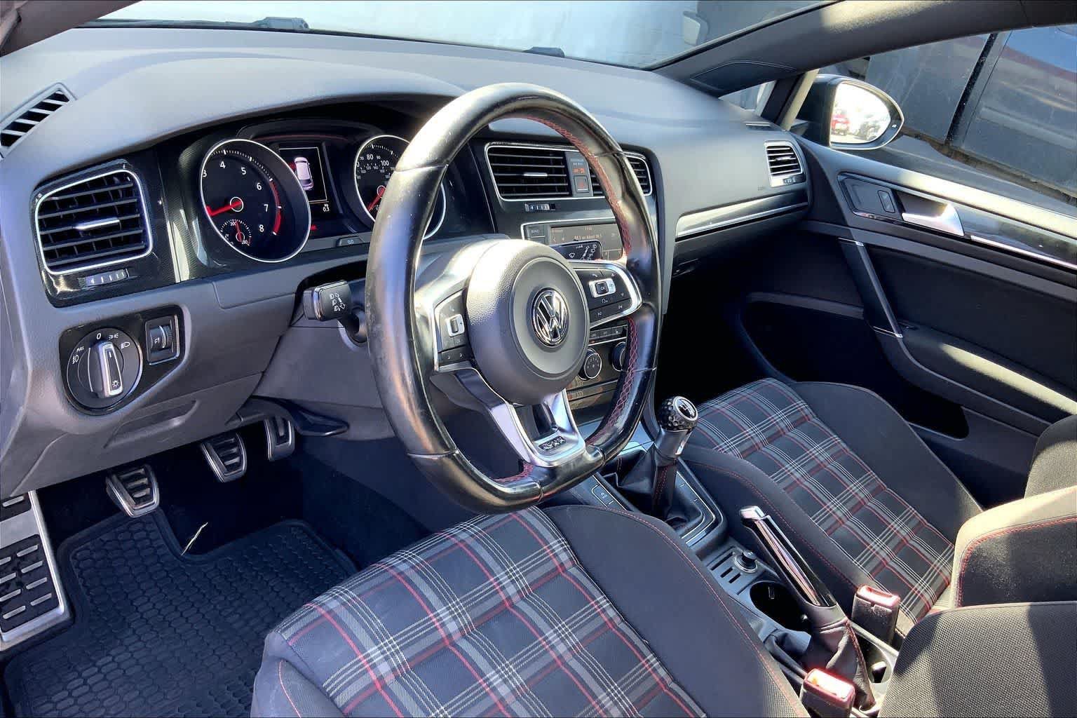 Used 2016 Volkswagen GTI S FWD image 2