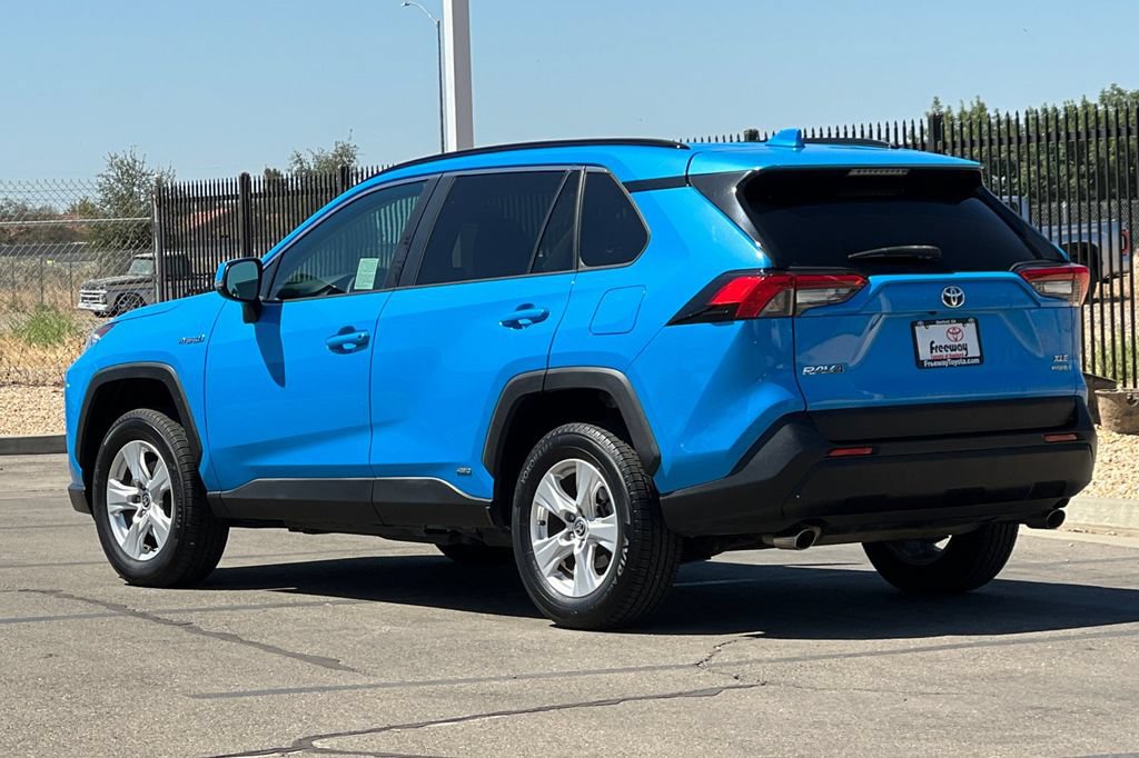 Certified 2021 Toyota RAV4 XLE w/ Convenience Package AWD/4WD image 7