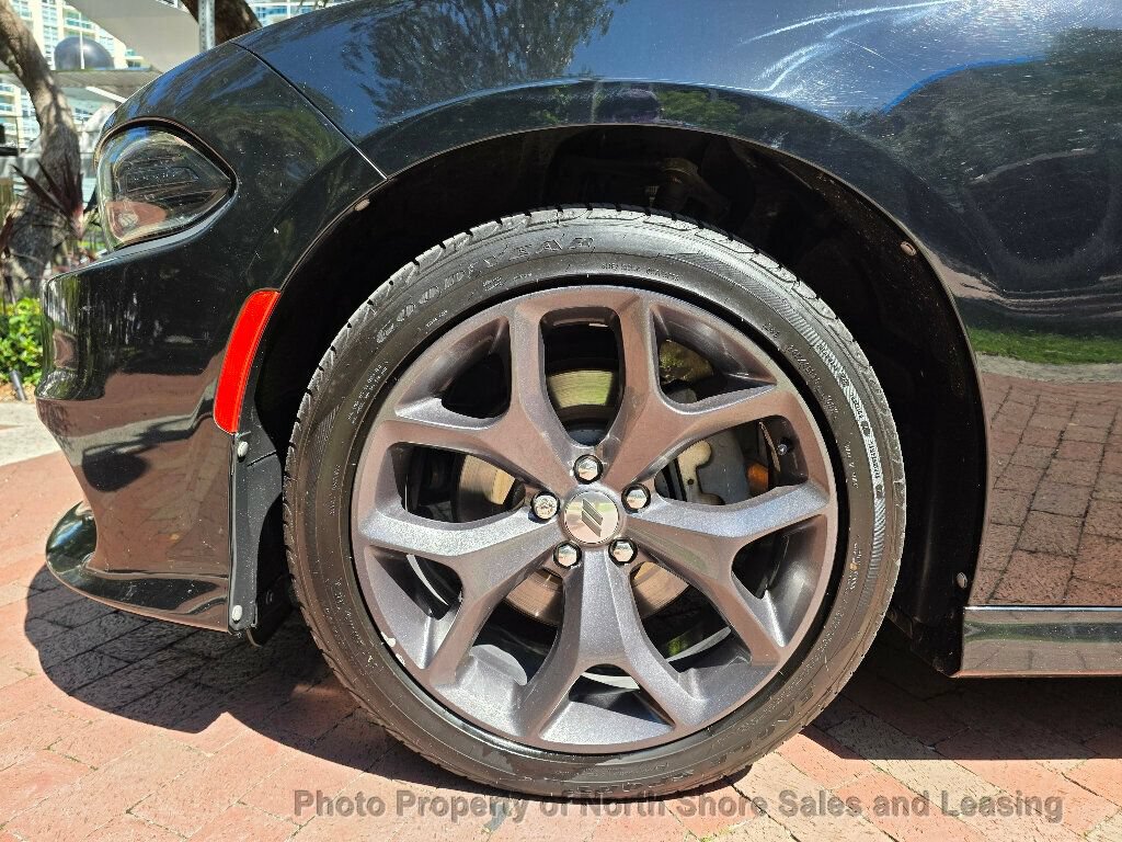 Used 2019 Dodge Charger GT RWD image 14