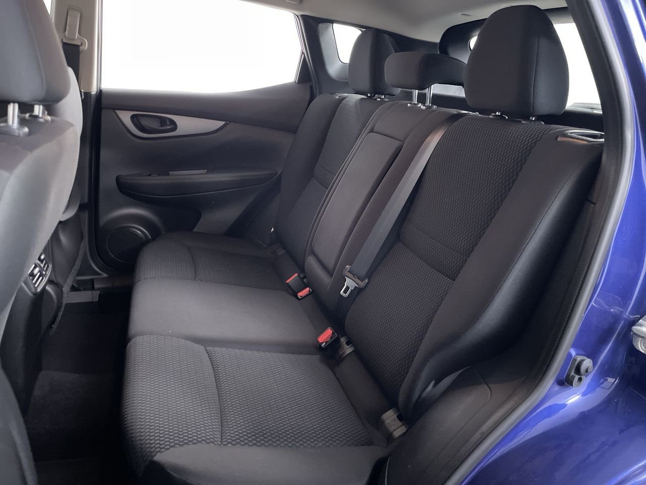 Used 2019 Nissan Rogue Sport S image 19