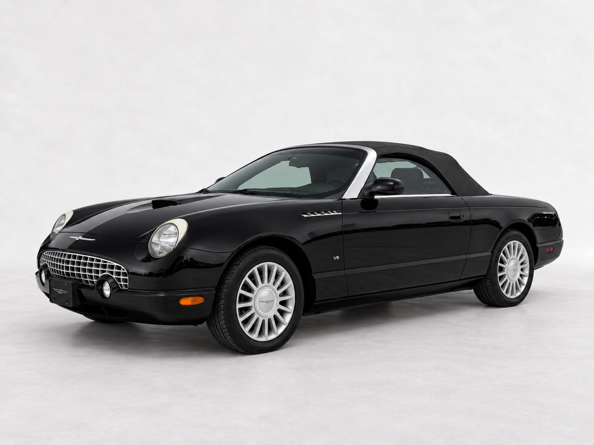 Used 2004 Ford Thunderbird RWD image 9