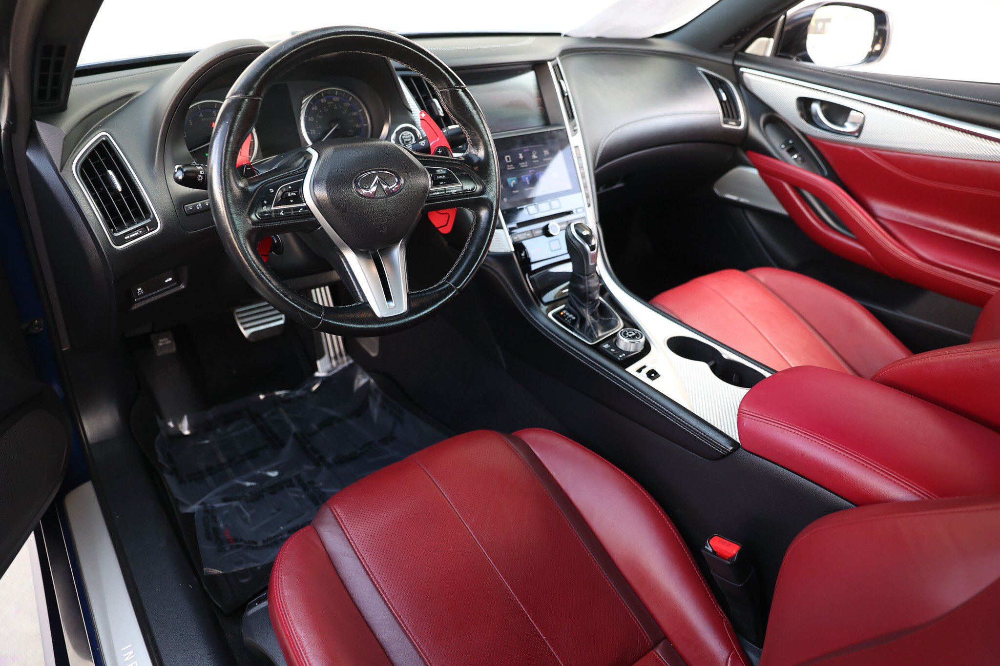 Used 2019 INFINITI Q60 Red Sport 400 RWD image 6