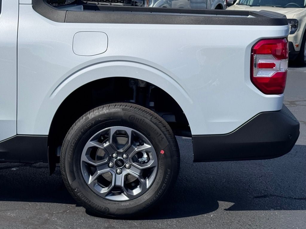 New 2026 Ford Maverick XLT w/ XLT Luxury Package FWD image 36