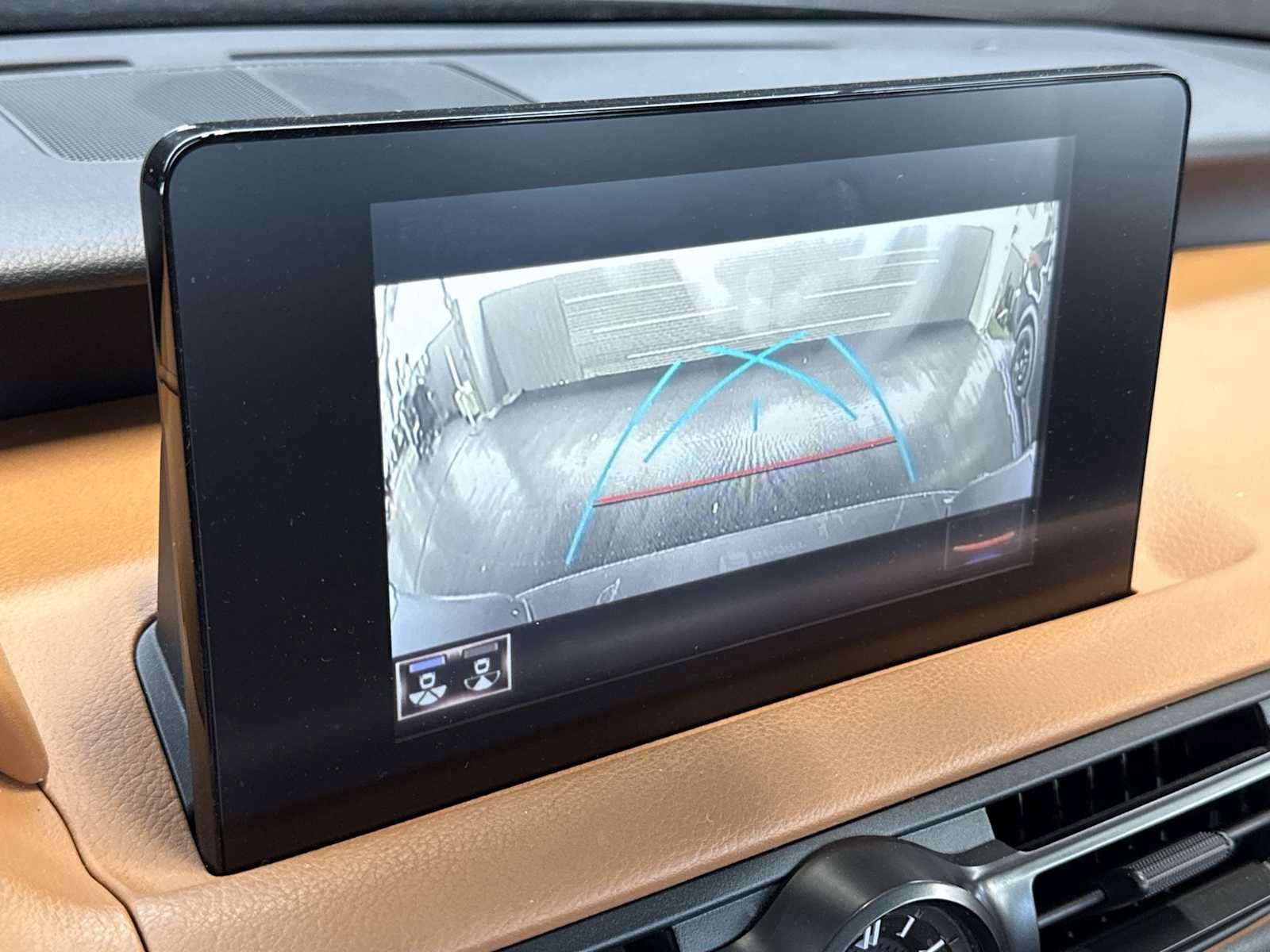 Used 2025 Lexus IS 350 F Sport w/ Accessory Package 2 RWD image 19