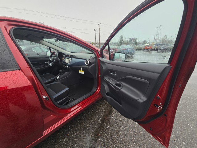 New 2025 Nissan Versa SV w/ Trunk Package FWD image 10
