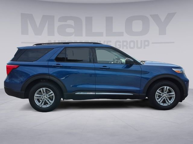 Used 2022 Ford Explorer XLT w/ Equipment Group 202A image 6