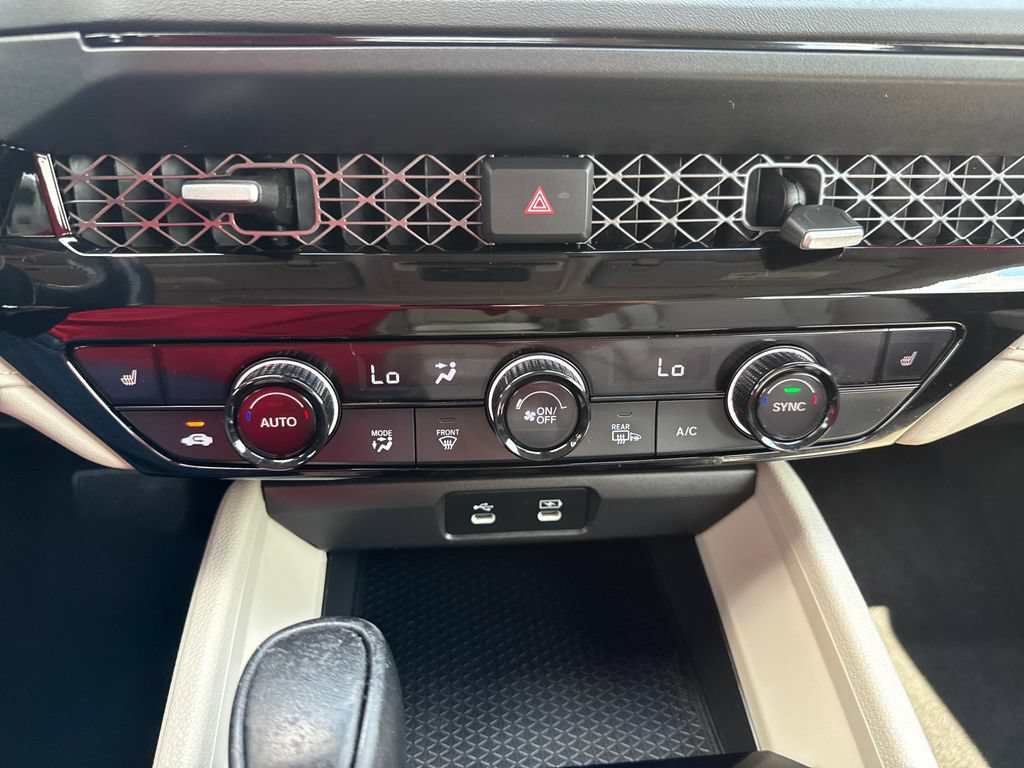 Used 2023 Honda Accord EX-L image 32