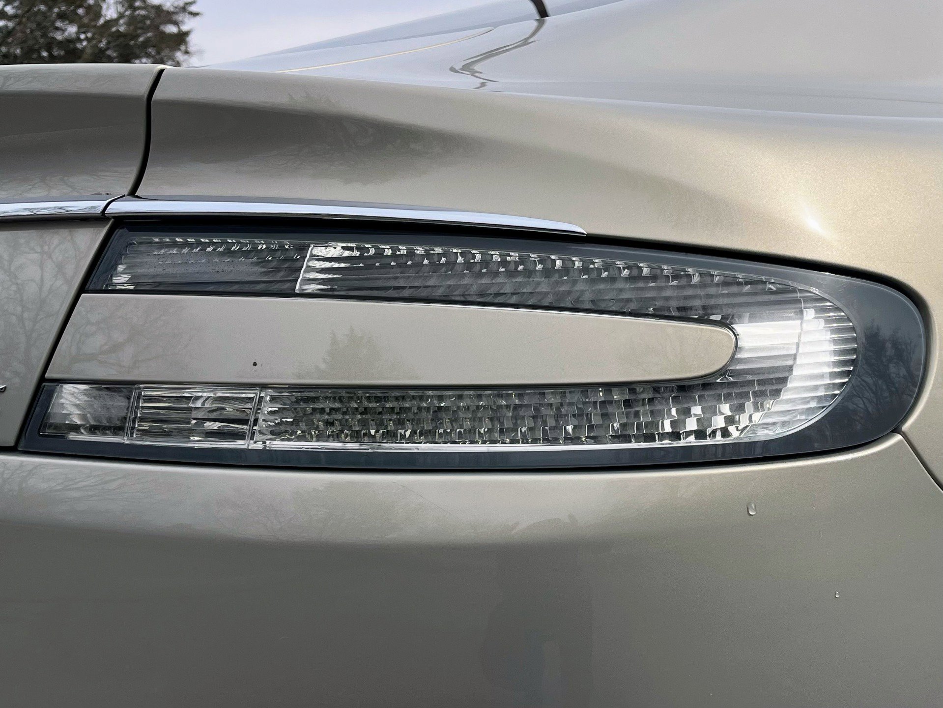 Used 2011 Aston Martin Rapide Luxe image 56