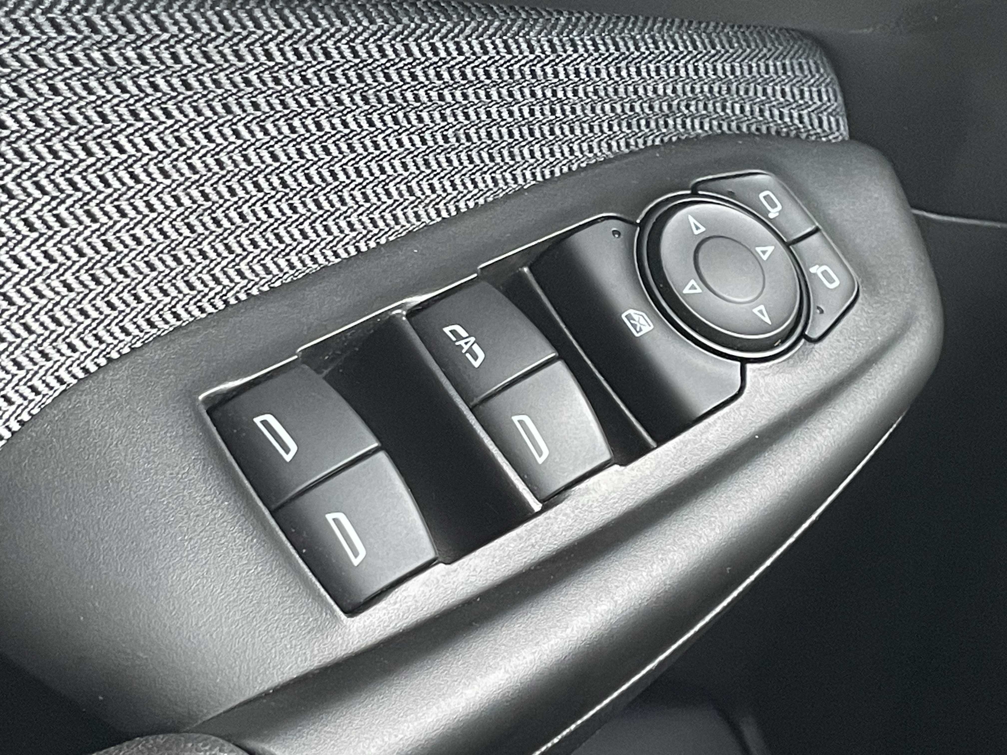 Used 2024 Chevrolet TrailBlazer LT w/ Driver Confidence Package image 16