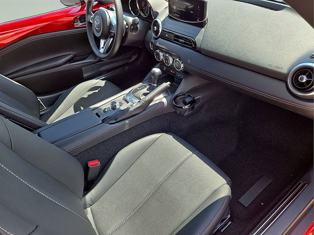 New 2025 MAZDA MX-5 Miata Grand Touring w/ Appearance Package image 17