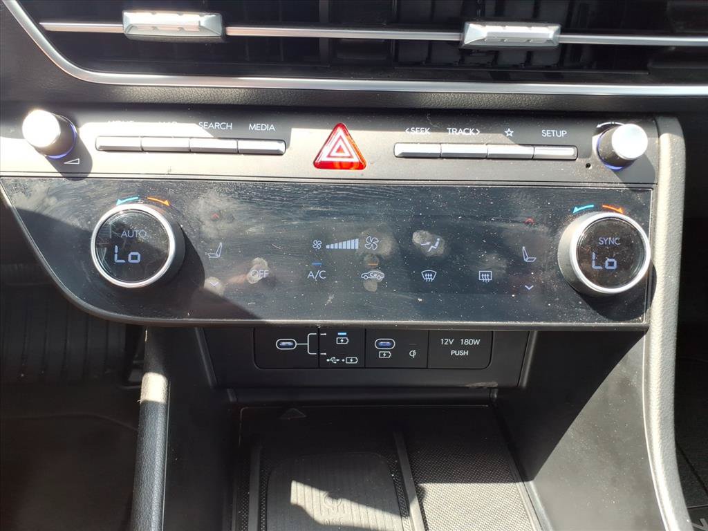 Used 2024 Hyundai Sonata SEL w/ Convenience Package FWD image 23
