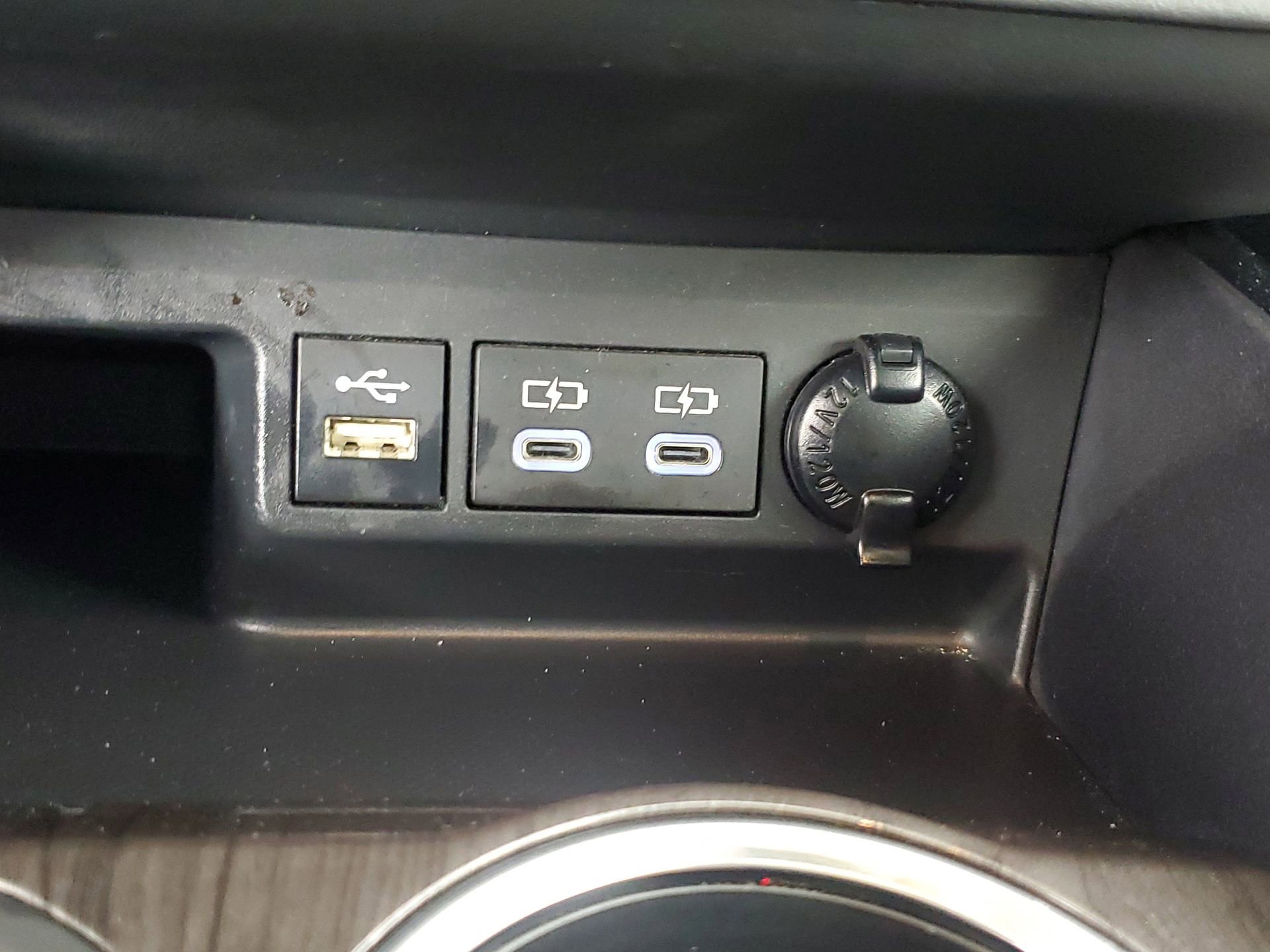 Used 2023 Toyota Highlander Limited image 43