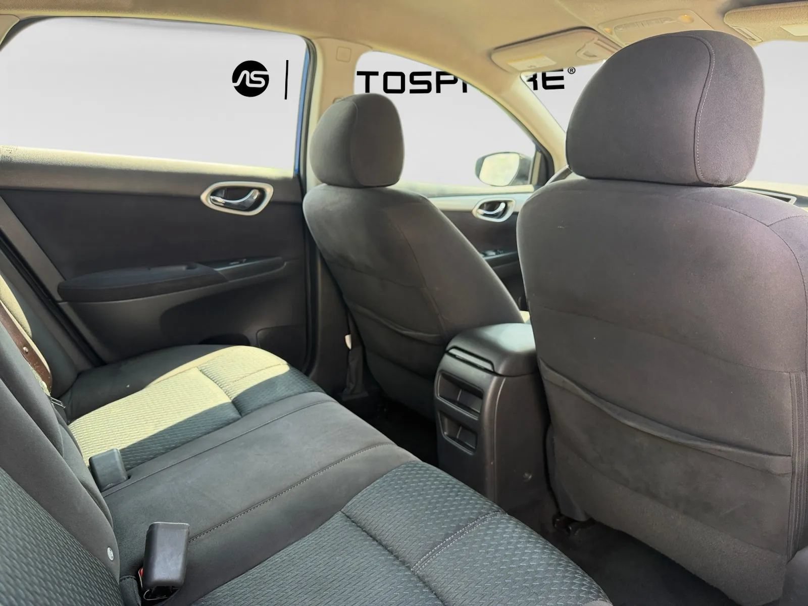 Used 2015 Nissan Sentra SR FWD image 29