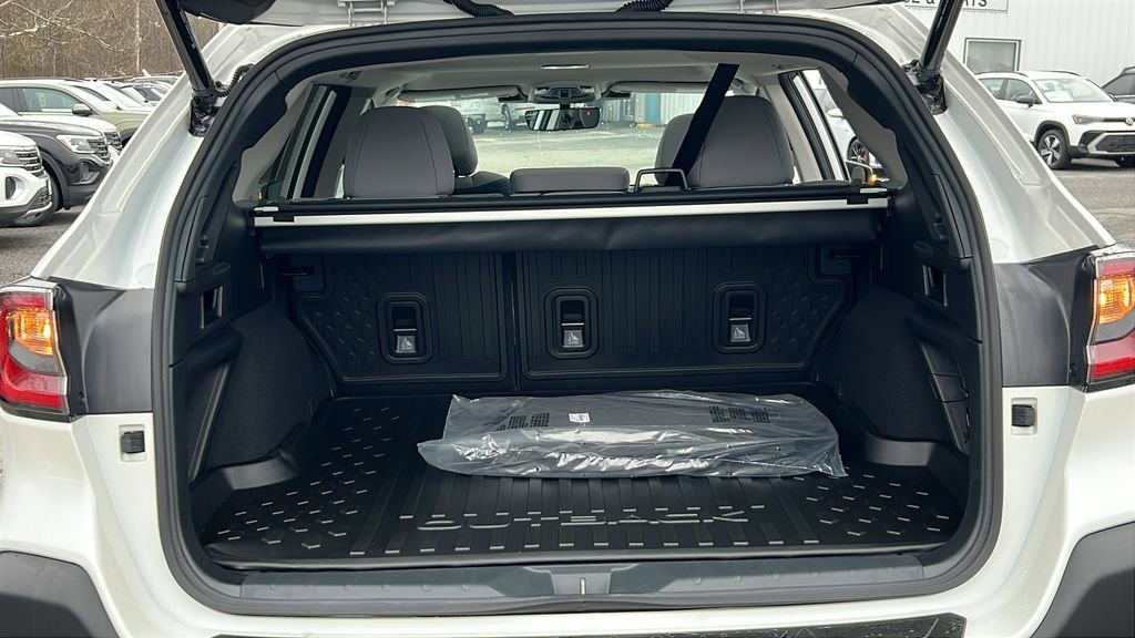 Certified 2025 Subaru Outback Premium image 17