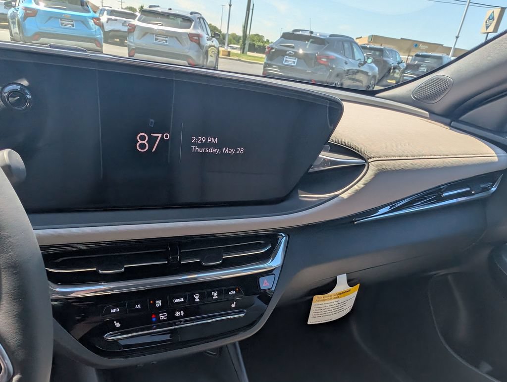 New 2026 Buick Envista Avenir FWD image 19