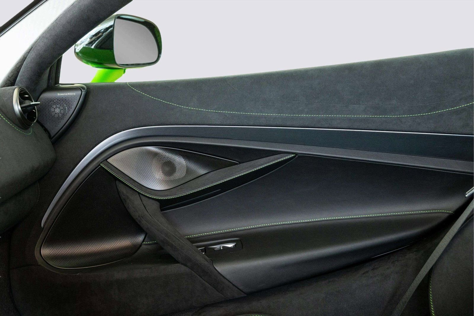 New 2026 McLaren 750S RWD image 13