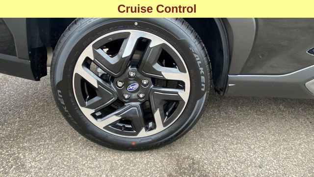 Used 2025 Subaru Forester Limited image 12